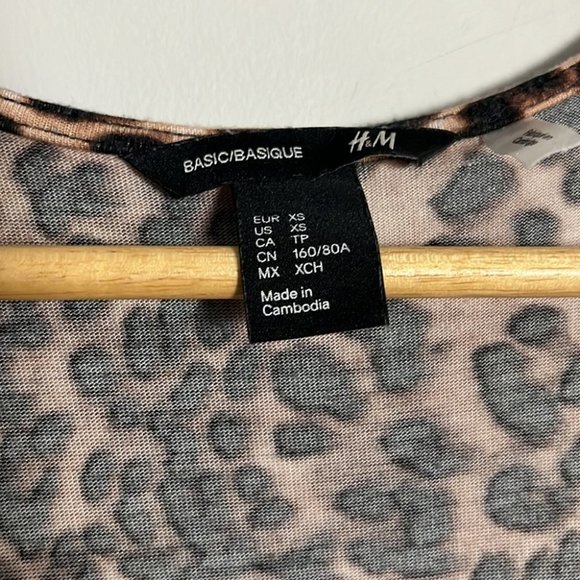 H&M leopard print maxi length tank top style dress medium - Picture 2 of 6